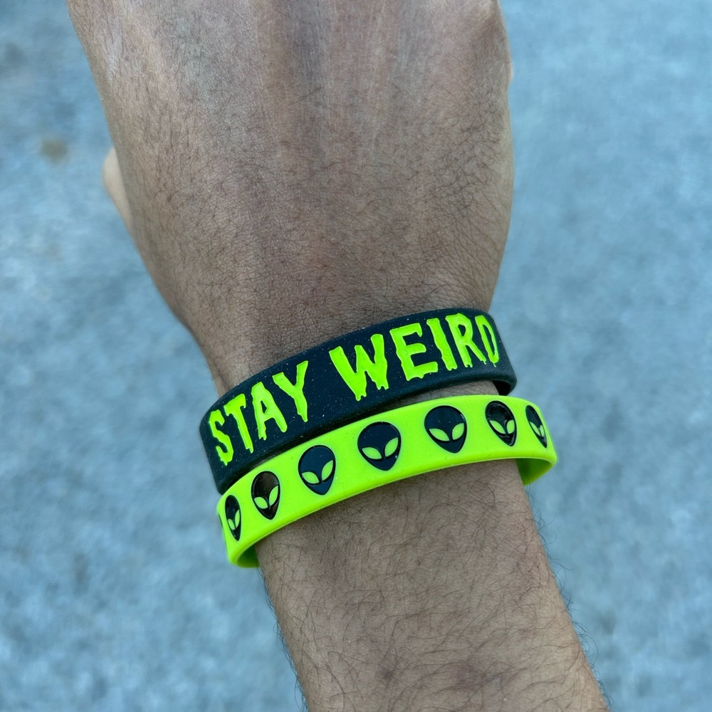 2 pcs Gothic Y2K Alien “Stay Weird “ Punk silicone Bracelet Black and green